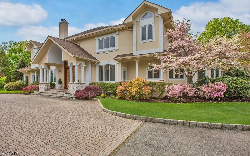 1 Pine Valley Way, Florham Park - $ 1,795,000 1 Pine Valley Way Florham Park