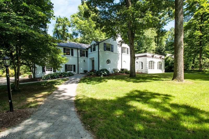 52 Countryside Dr., Berkeley Heights - $ 935,000 52 Countryside Drive