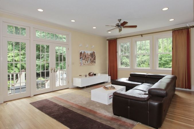 Family Room leading to patio