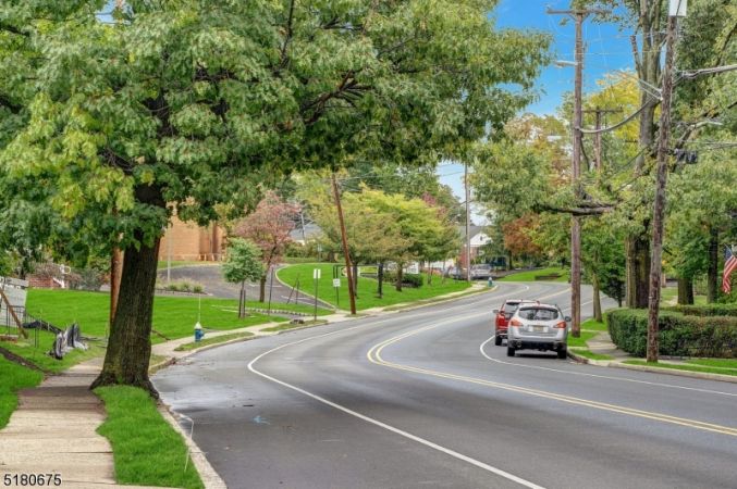 Neighborhood Looking East
