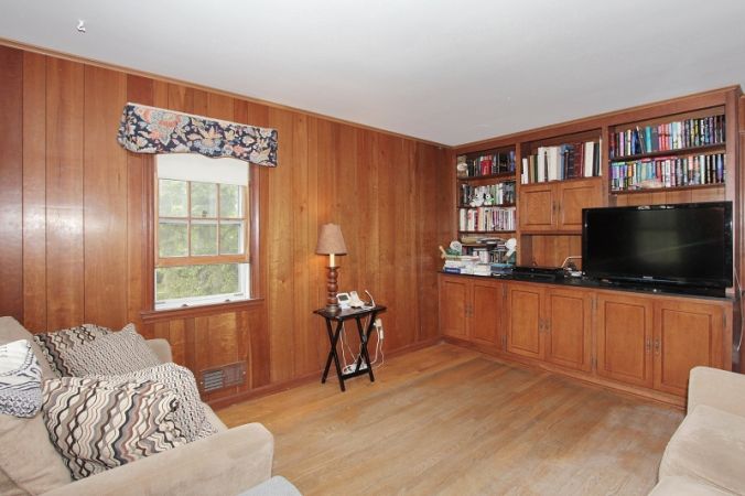 Family Room/4th Bedroom