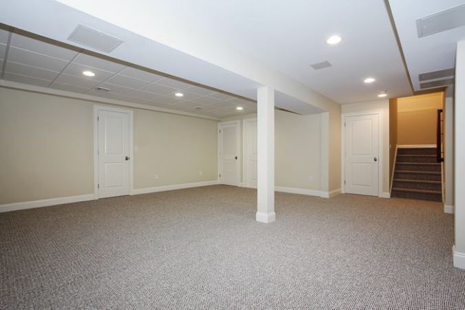 Recreation Room with Full Bath